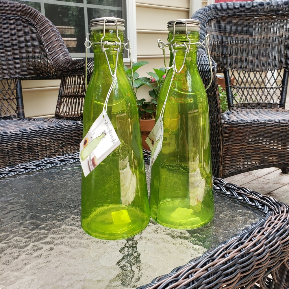NWT Green Glass Carafe Set